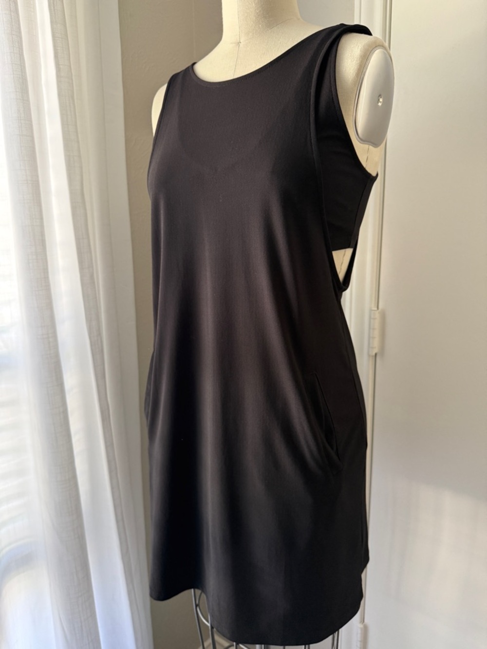 Leith Black Sleeveless Shift